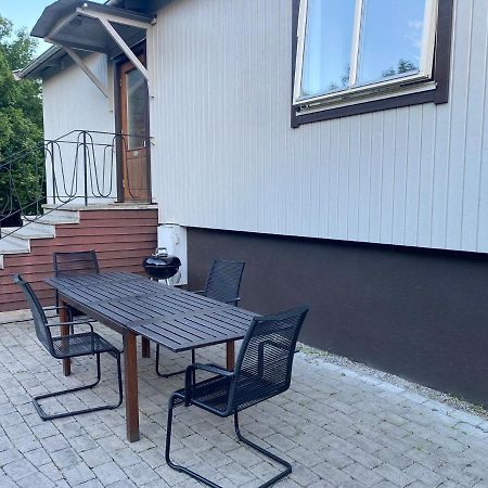 Cheerful Three Room Villa At Stroemstad City Center Εξωτερικό φωτογραφία
