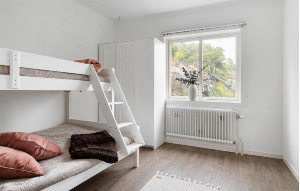 Cheerful Three Room Villa At Stroemstad City Center Εξωτερικό φωτογραφία